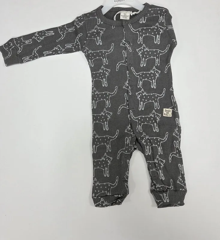 אוברול ריב חתול